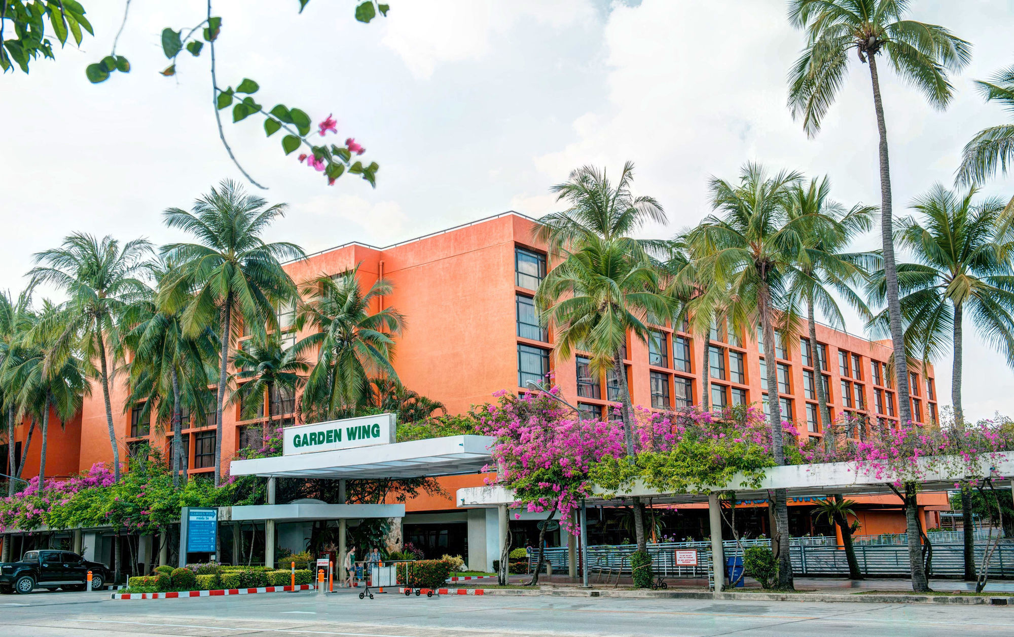 Ambassador City Jomtien Garden Wing Sattahip Exterior photo