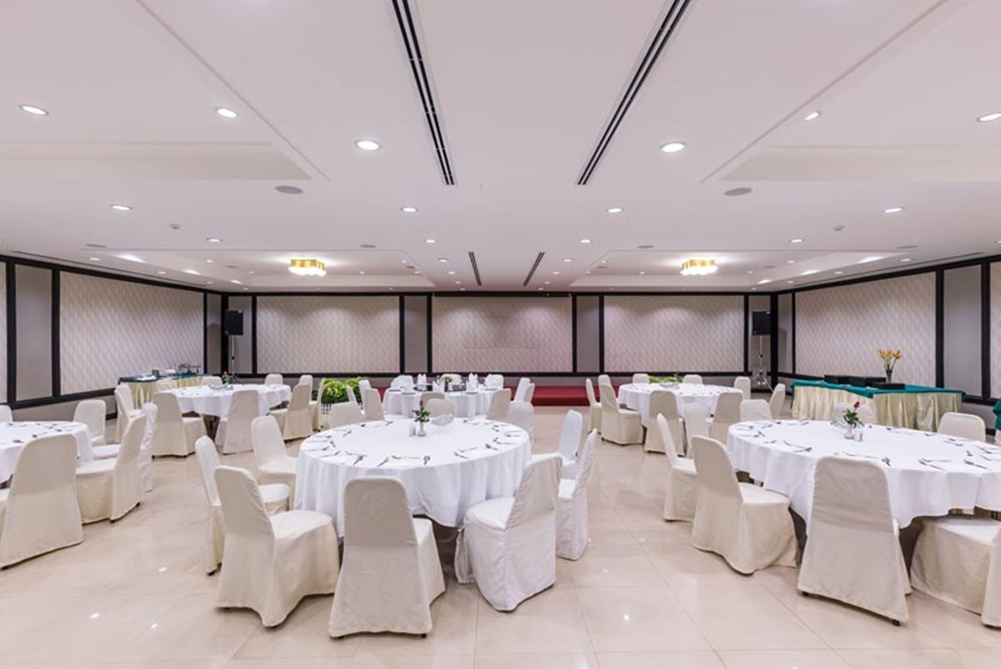 Ambassador City Jomtien Garden Wing Sattahip Exterior photo