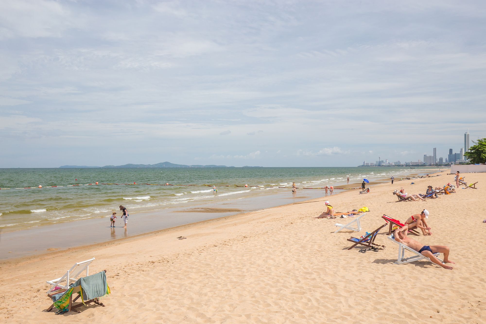 Ambassador City Jomtien Garden Wing Sattahip Exterior photo