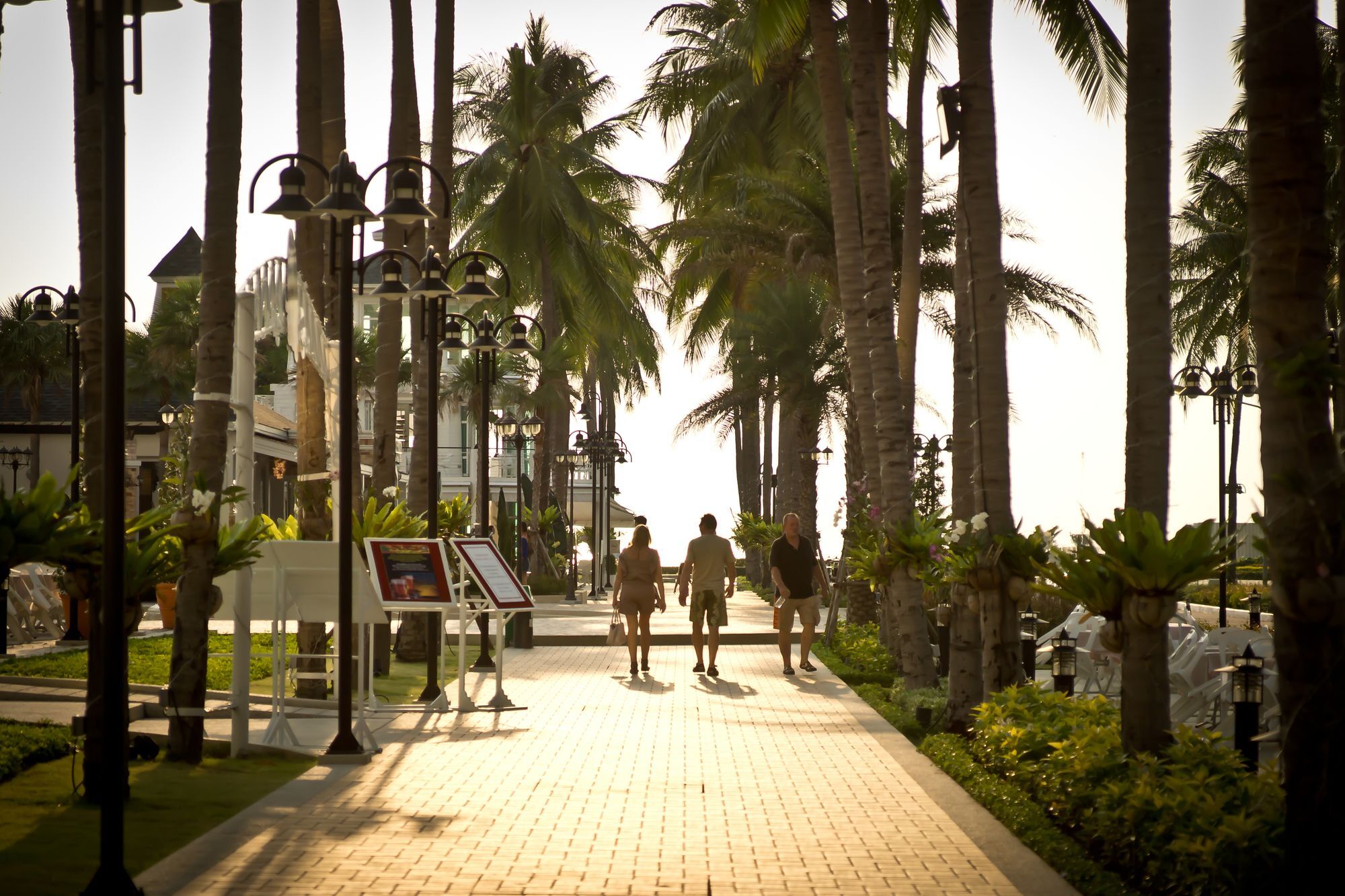 Ambassador City Jomtien Garden Wing Sattahip Exterior photo